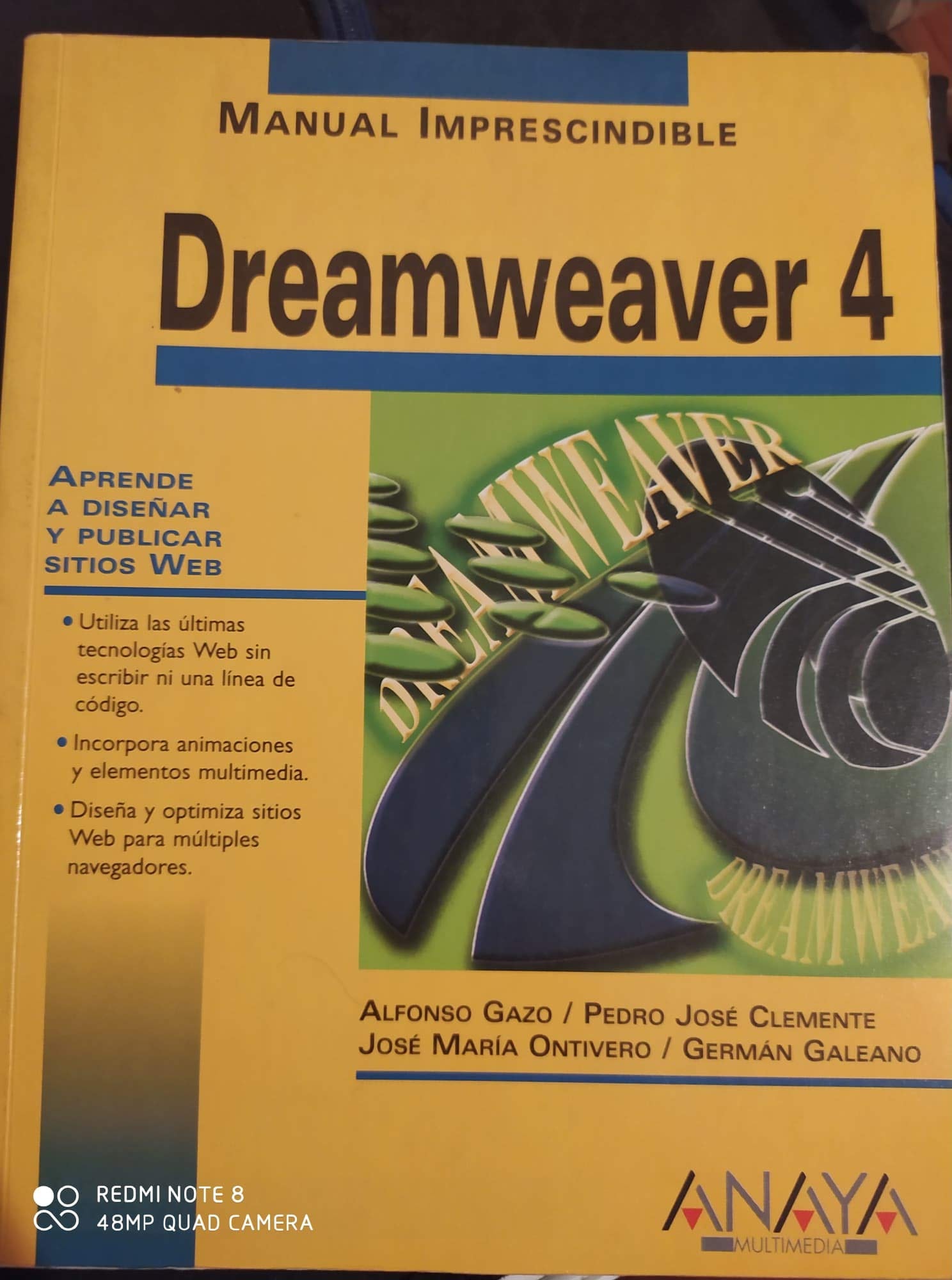 Dreamweaver 4 (Manuales Imprescindibles) (Spanish Edition)